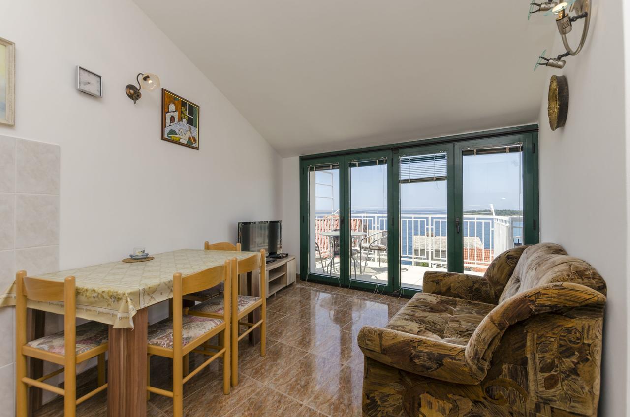 פרימוסטן Apartments Mirko מראה חיצוני תמונה